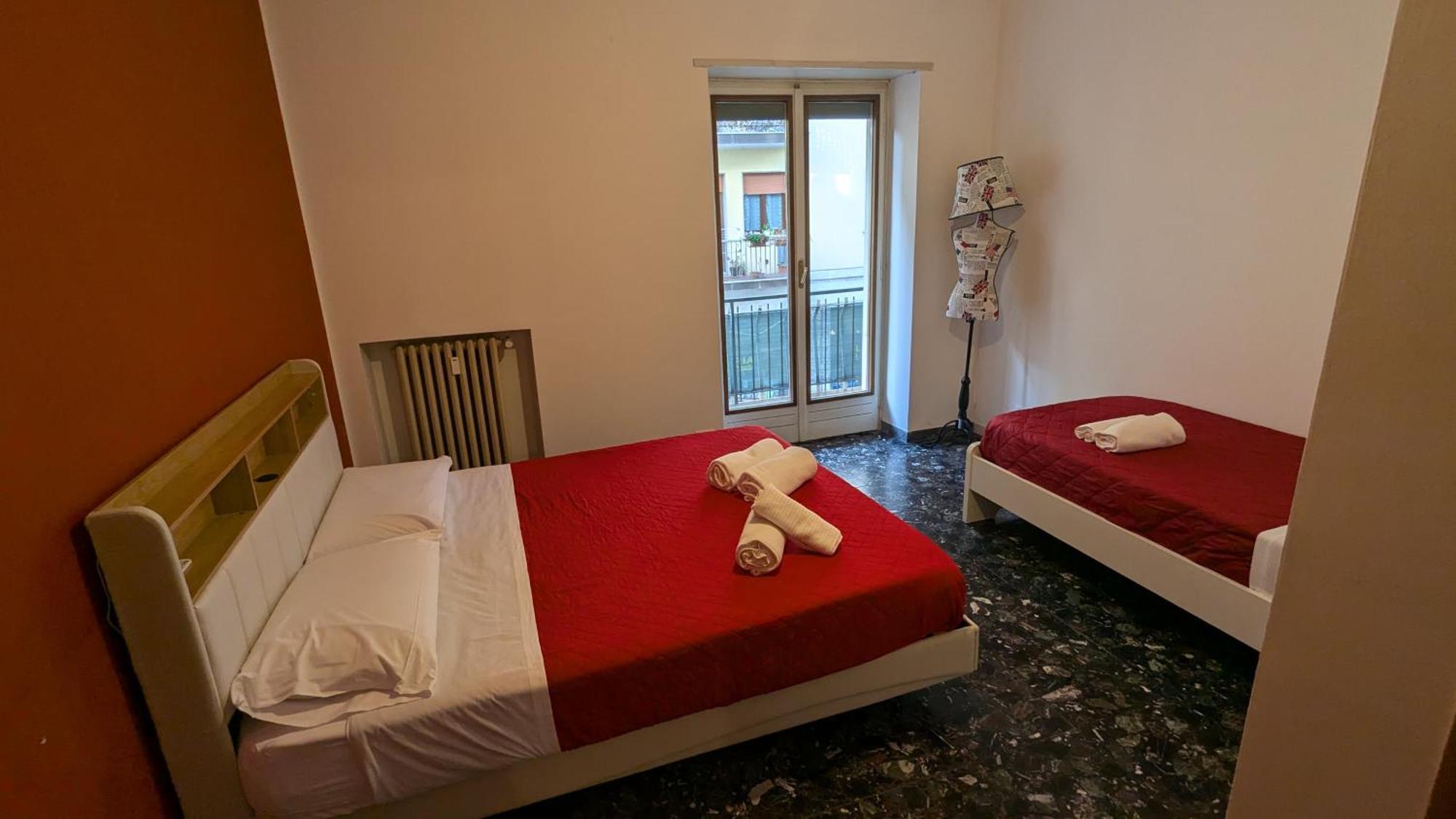 Marconi Rooms And Apartments Verona Ngoại thất bức ảnh