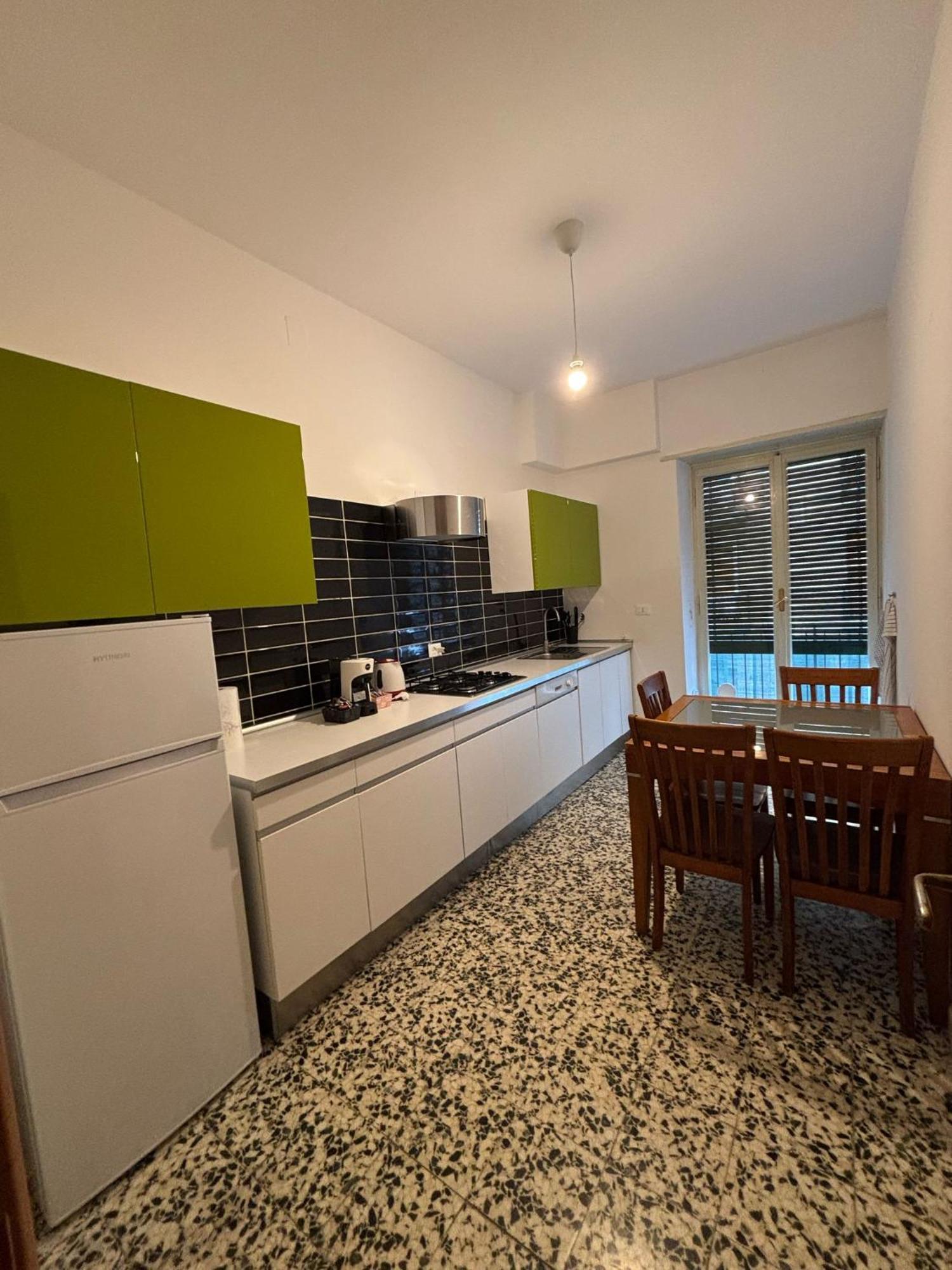 Marconi Rooms And Apartments Verona Ngoại thất bức ảnh