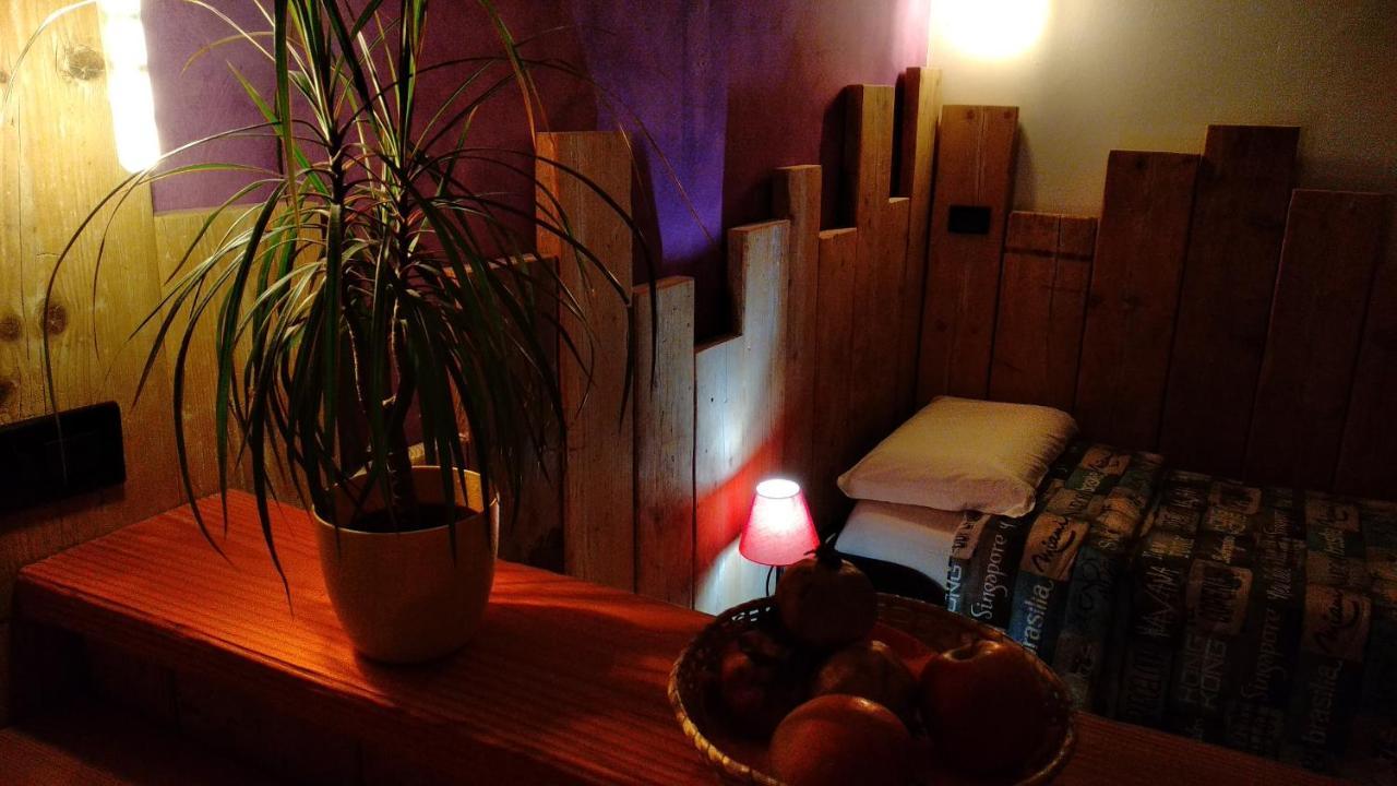 Marconi Rooms And Apartments Verona Ngoại thất bức ảnh