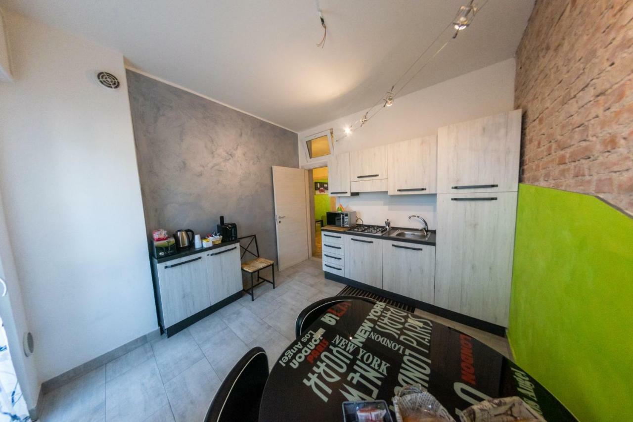Marconi Rooms And Apartments Verona Ngoại thất bức ảnh
