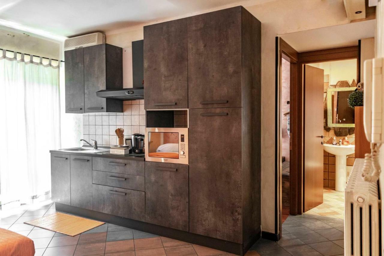 Marconi Rooms And Apartments Verona Ngoại thất bức ảnh